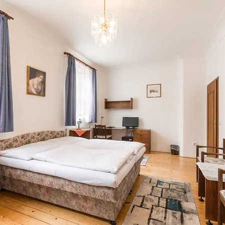 Dientzenhofer Casa de hóspedes 3*